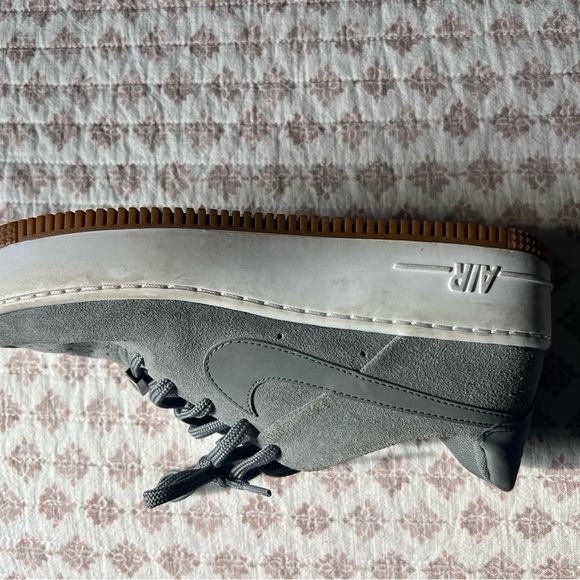 8.5 - Picture 10 of 10